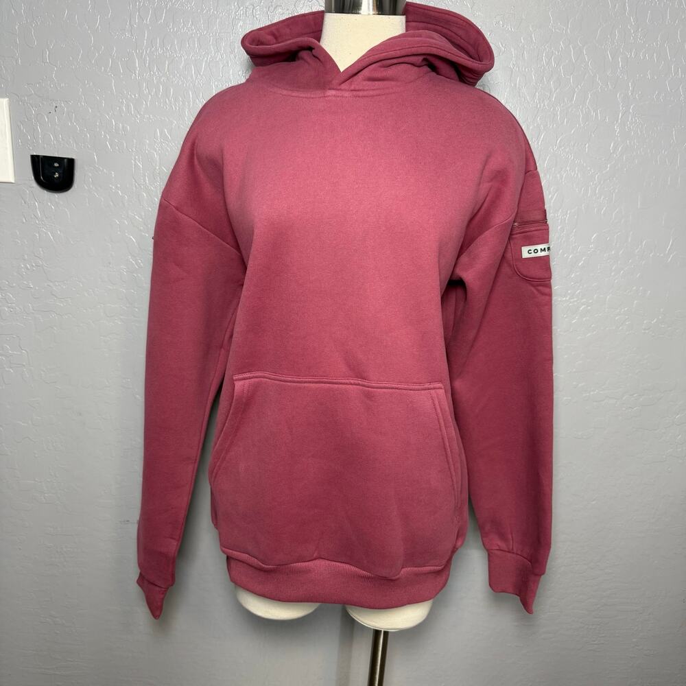 Comfrt Travel Essentials Hoodie, Berry, M